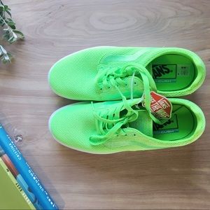 NWT Vans Mesh Iso with Ultracush Lining